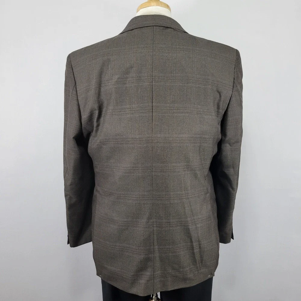 Haggar Men's Sport Coat Blazer Two Button Brown Plaid Polyester Blend 44R‎